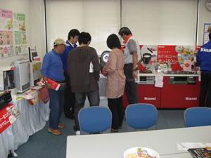 秋の快適フェアの様子