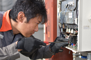 ガス設備の整備作業